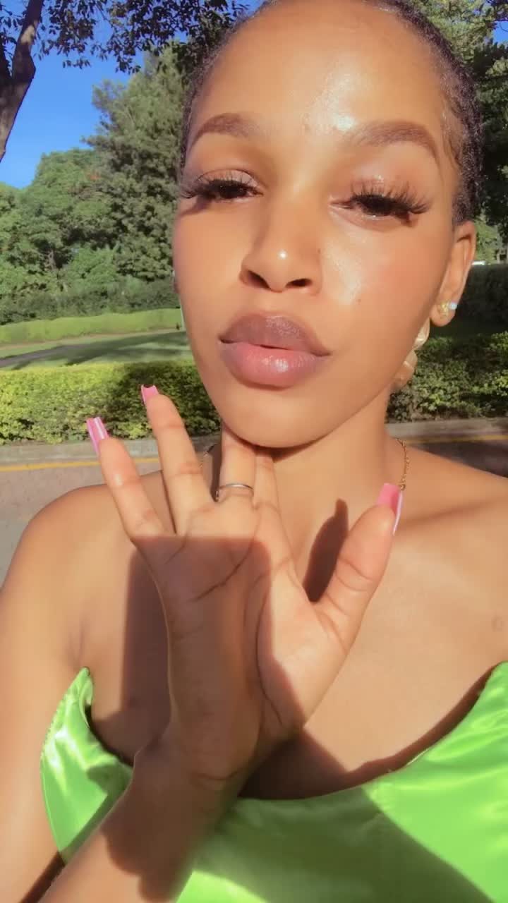 @Malaika✨😇💦