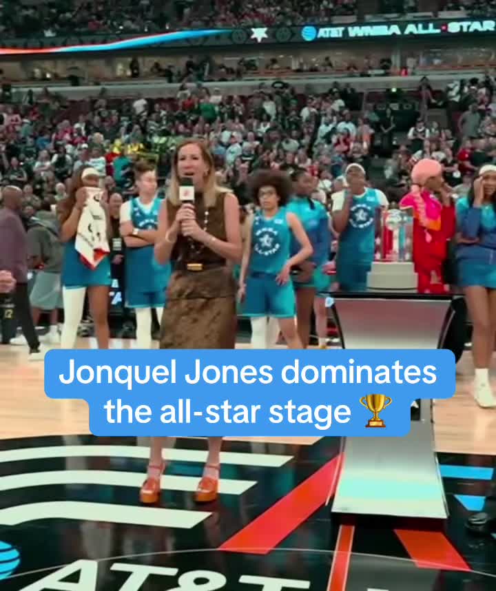 @theesportsgirl