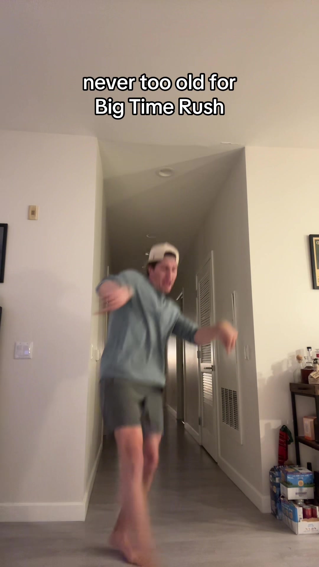 @hoolsy_
