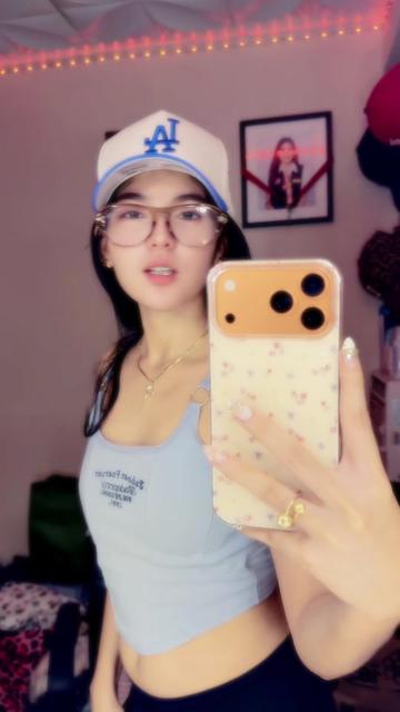 @️