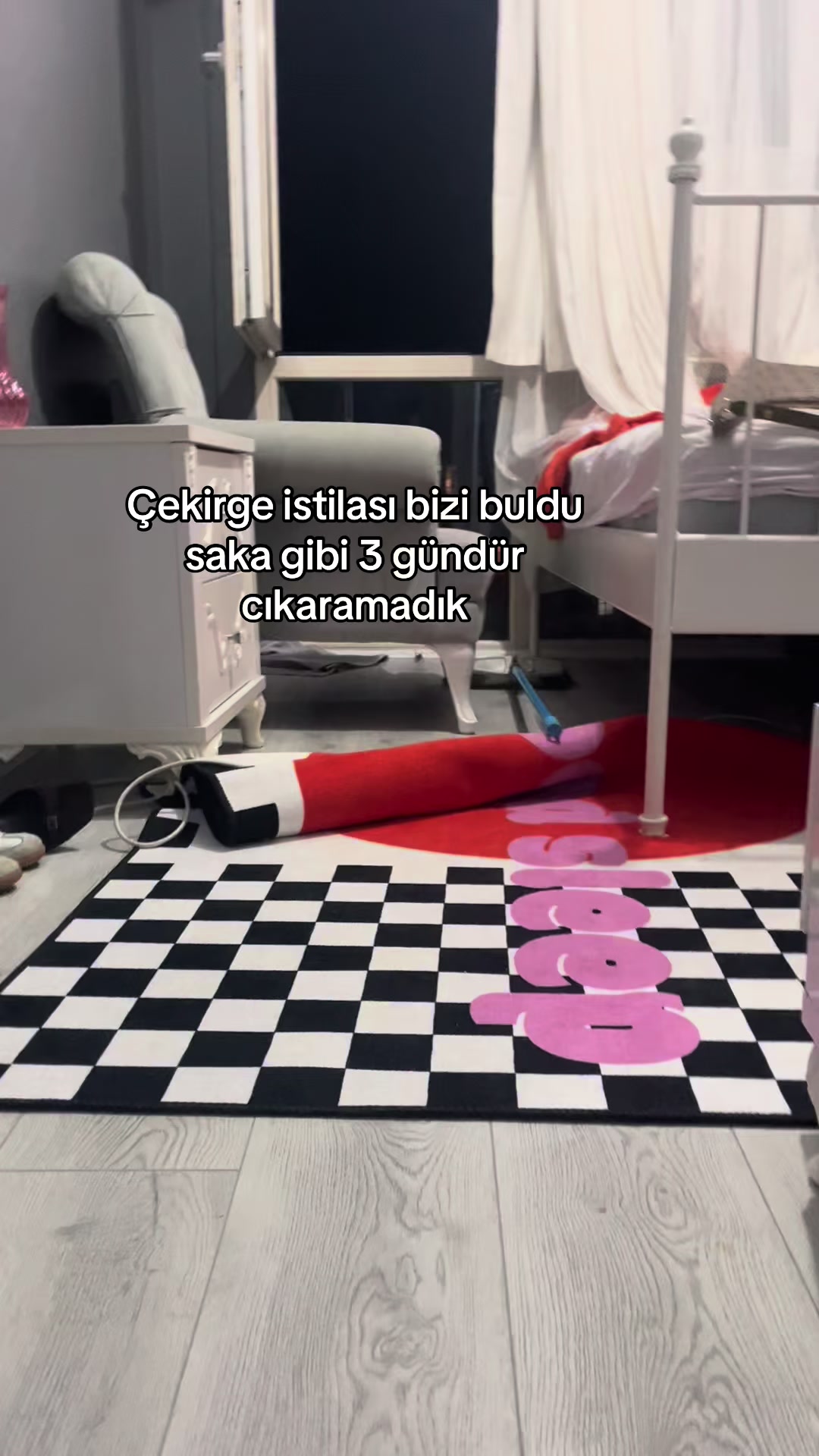 @sude