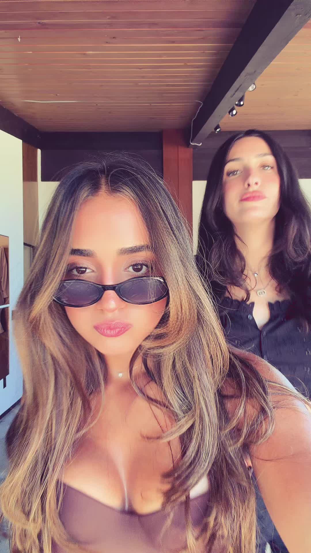 @lalalalalalala