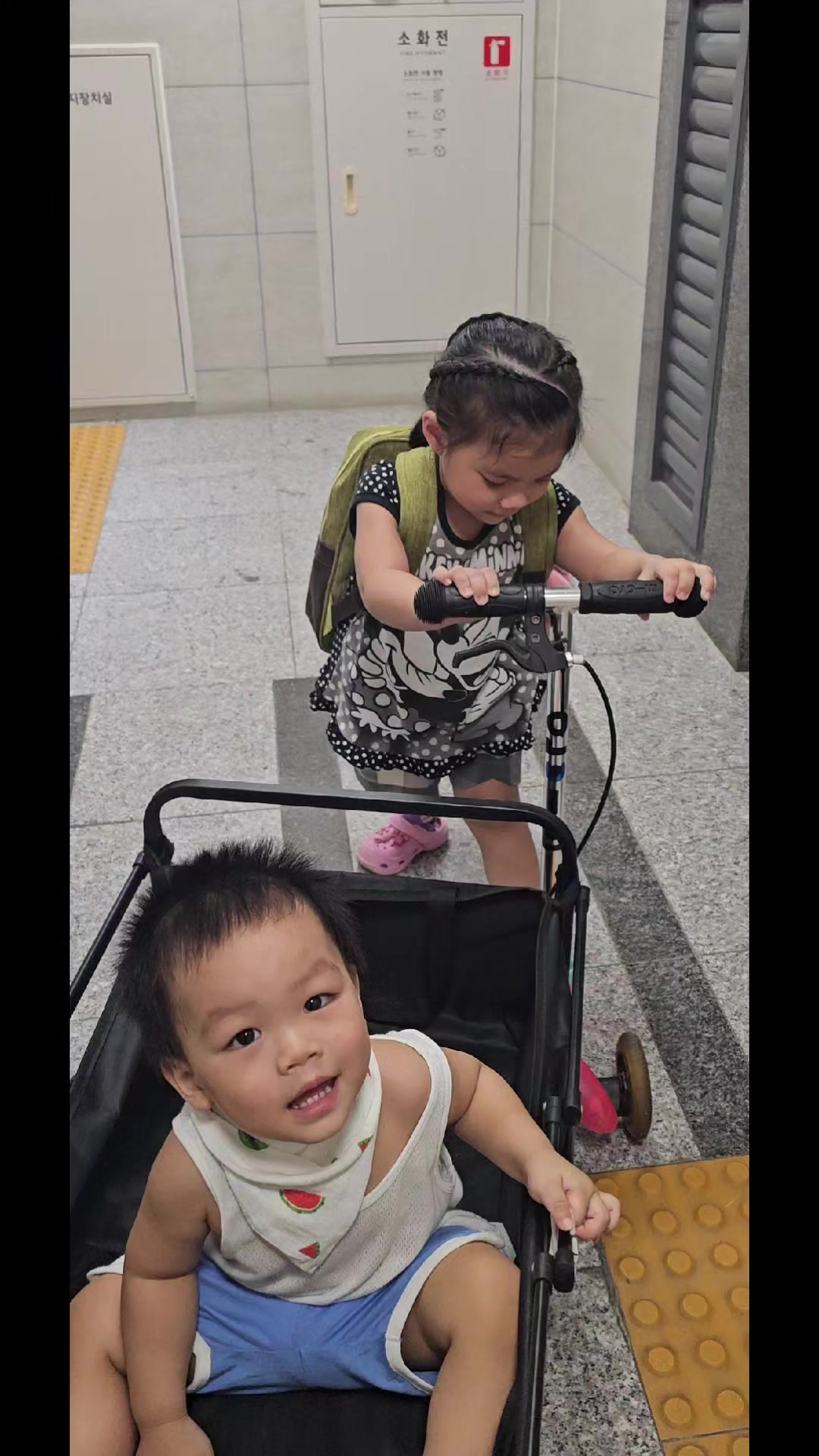 @yuna yujun omma 👨&zwj;👩&zwj;👧&zwj;👦