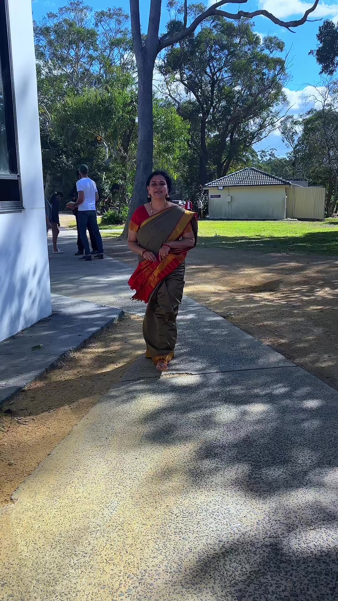 @Chillu🦋Radha🇮🇳✨🇦🇺