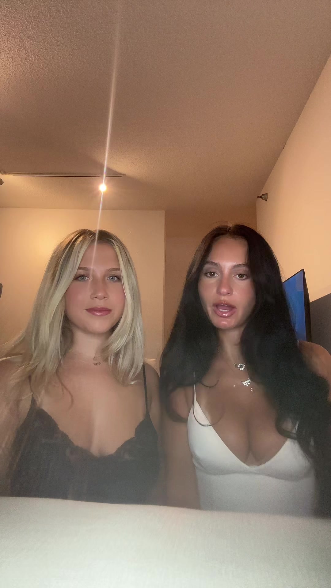 @Kellymeir