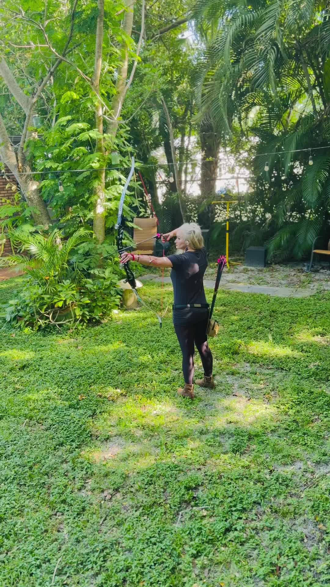 @BarebowGirl