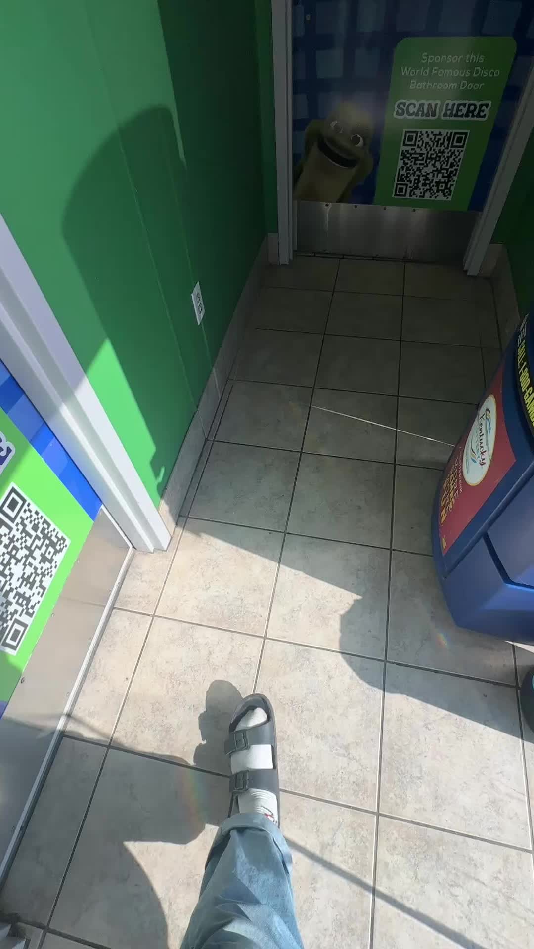 @DMVU