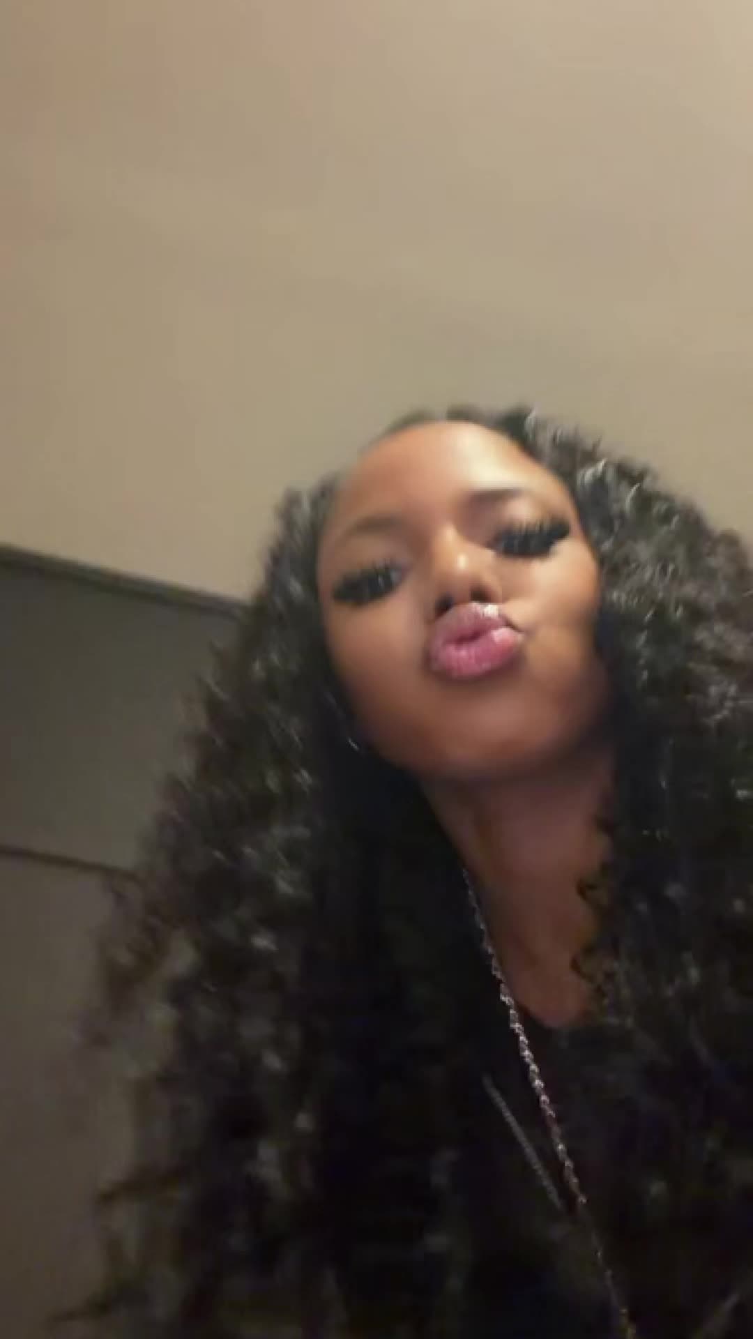 @idksomerandomgirl1689