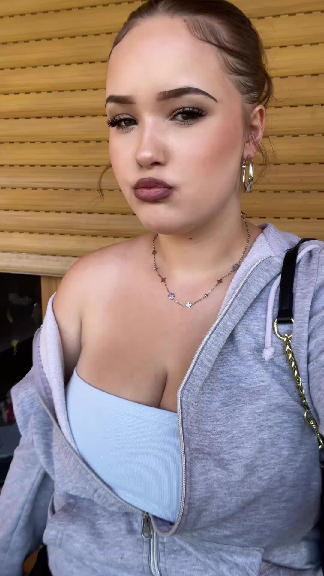 @Mia💋