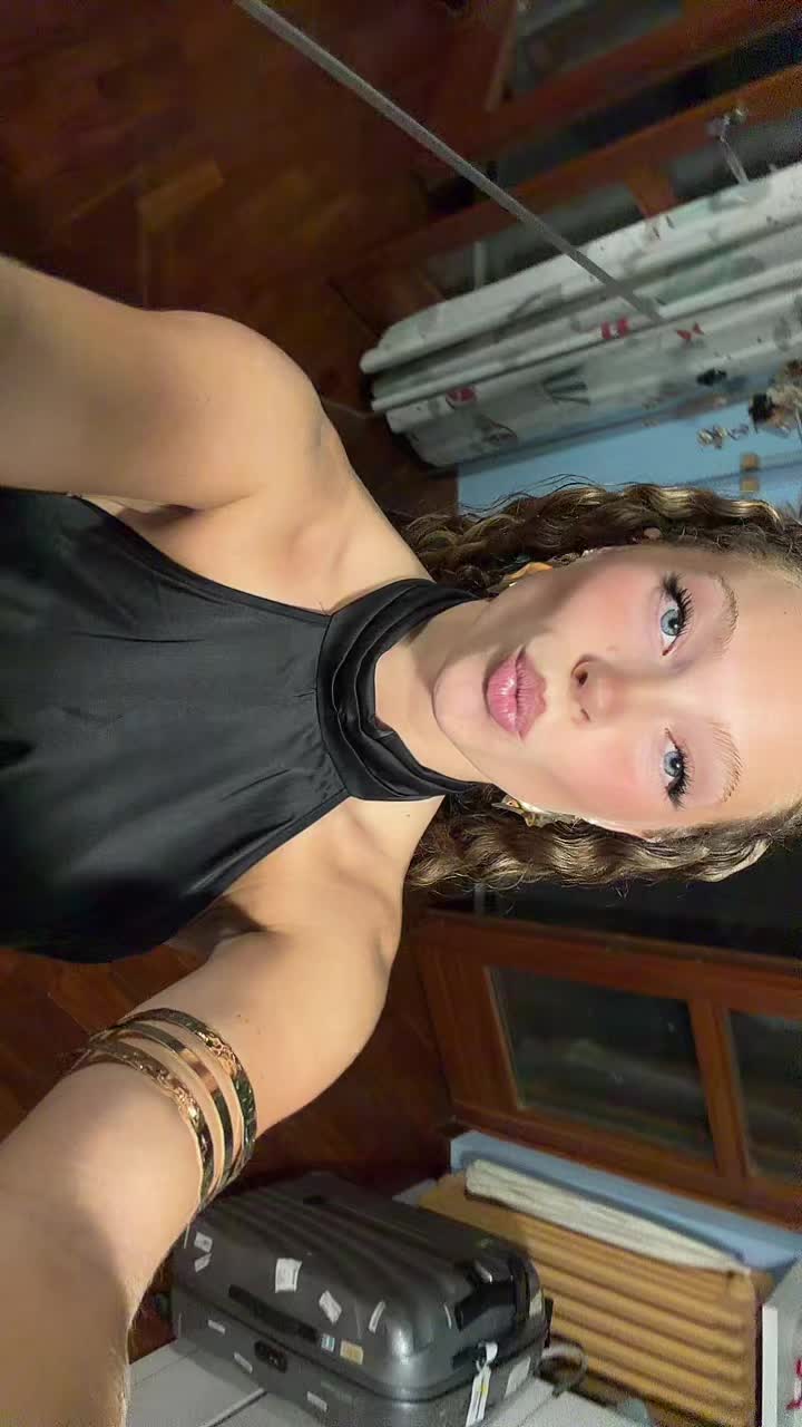 @_vittoriaelena_