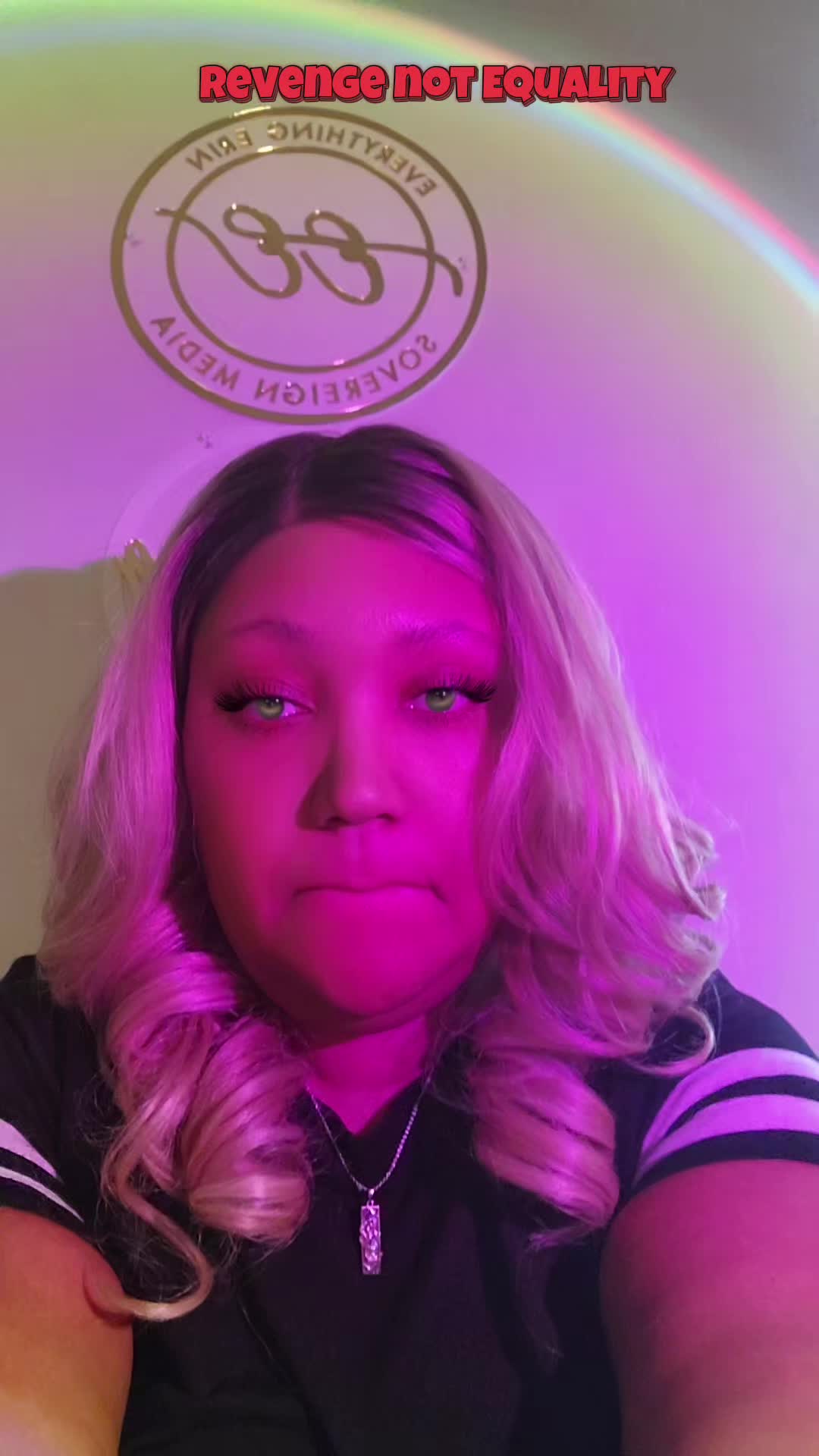 @$EverythingErin