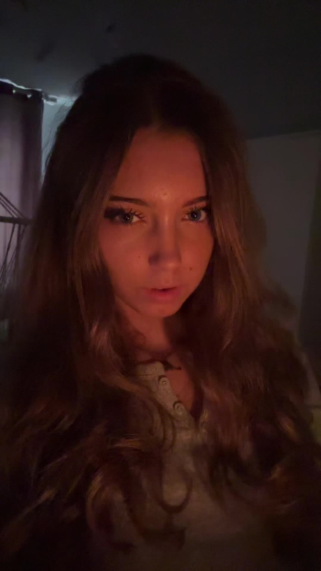 @antosikk_