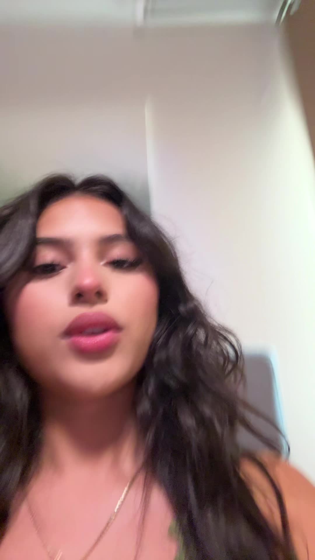 @lifeofanahi