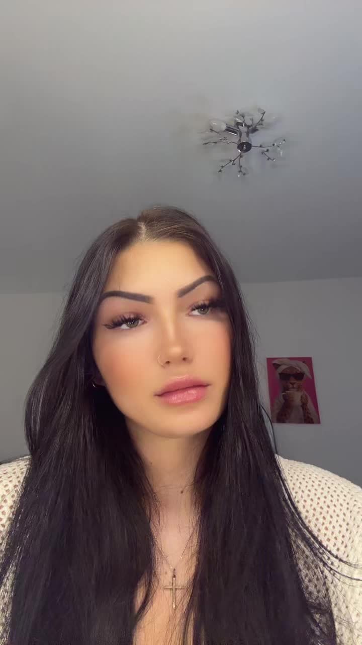 @itsandreea 💫