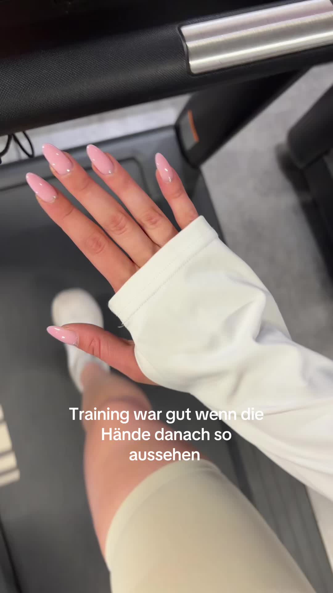 @glowingsusi