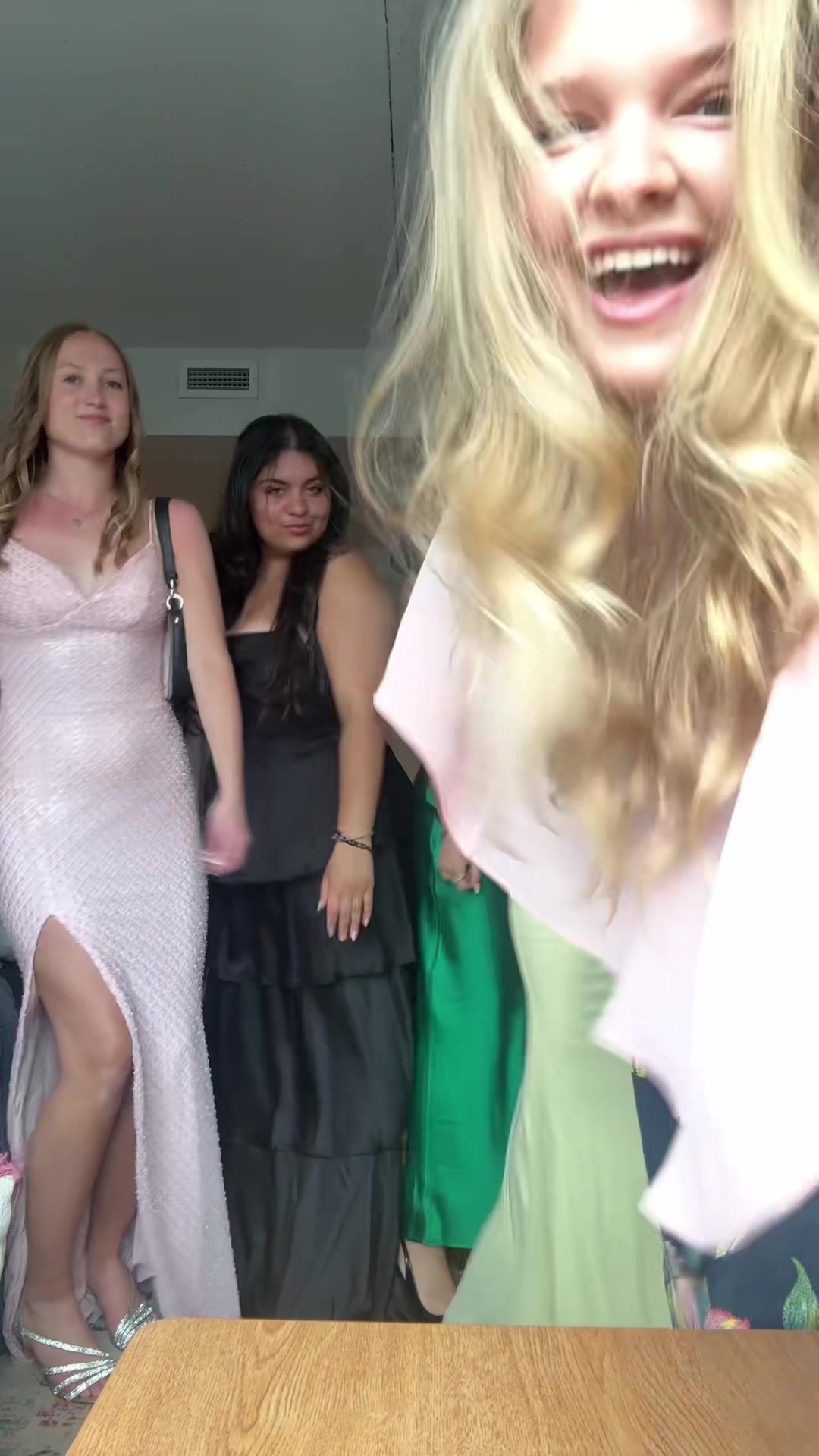 @Sophia