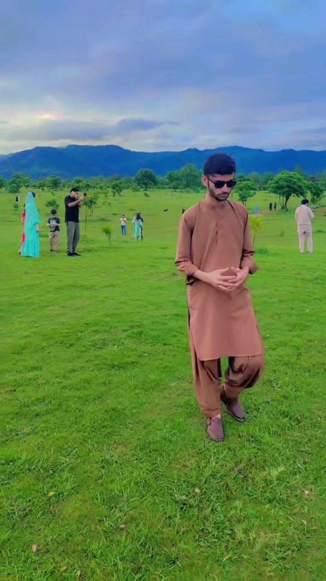 @Hameyun Khan official PTI🔵