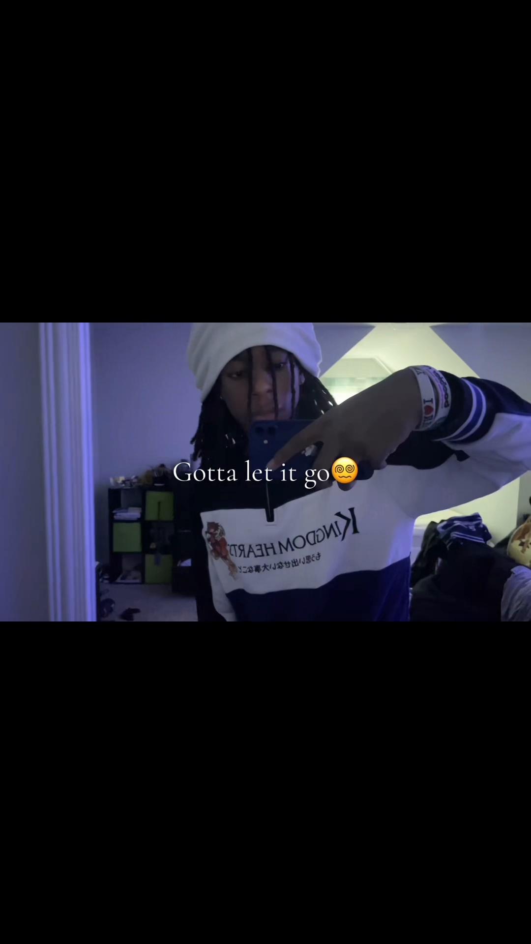@🀥