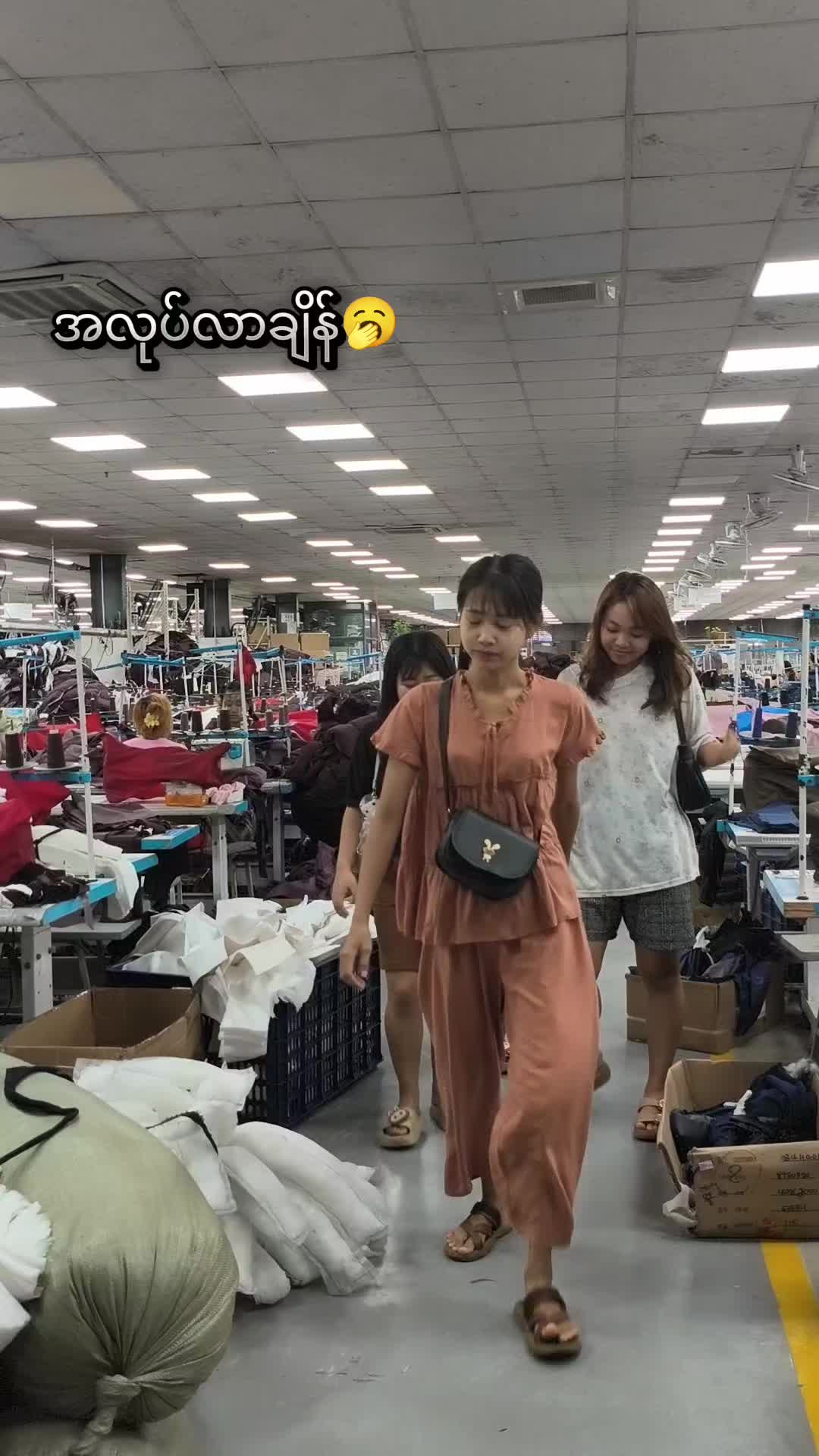 @đđđđđđŁ(đ)đŤś