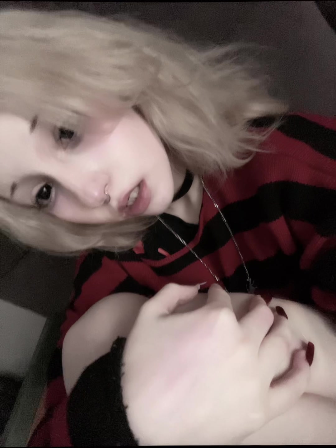 @<plastic.doll>
