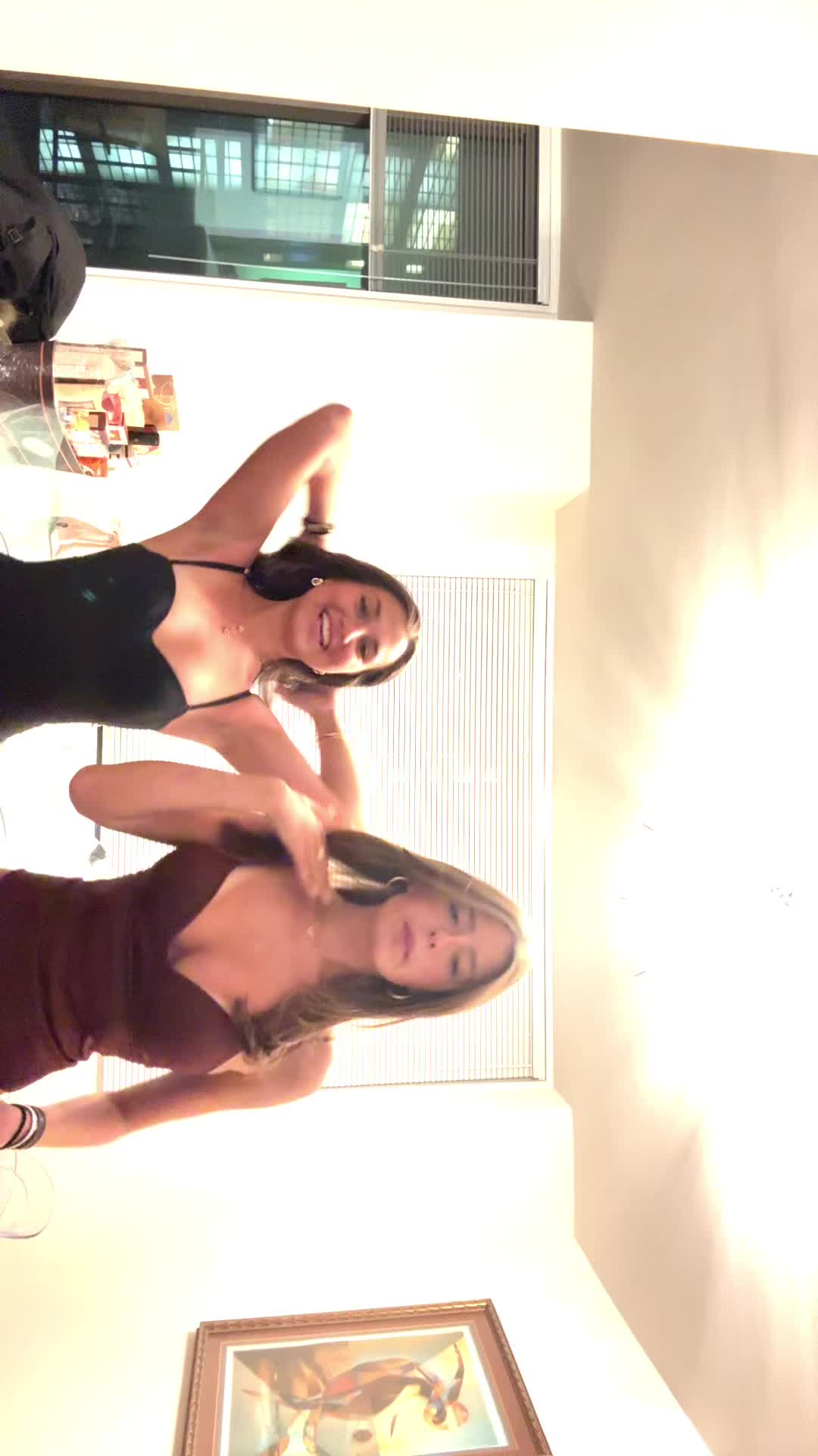 @Sari.weiss