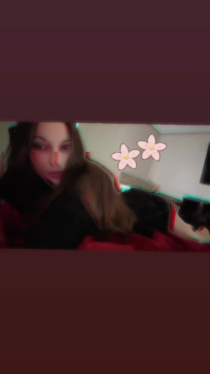 @🍒𝚍𝚎𝚜𝚝𝚊𝚗𝚎𝚊🍒