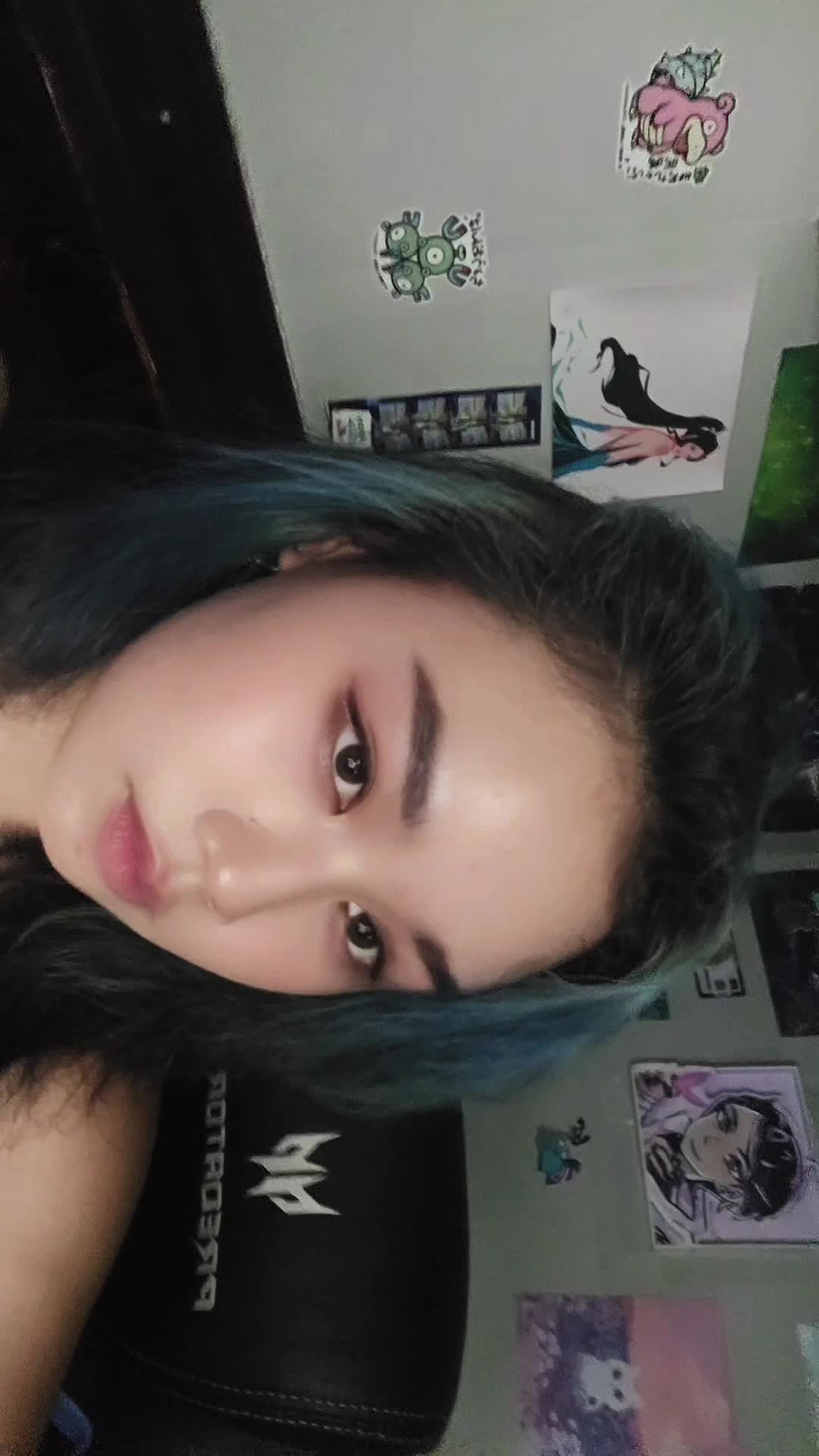 @Mochii