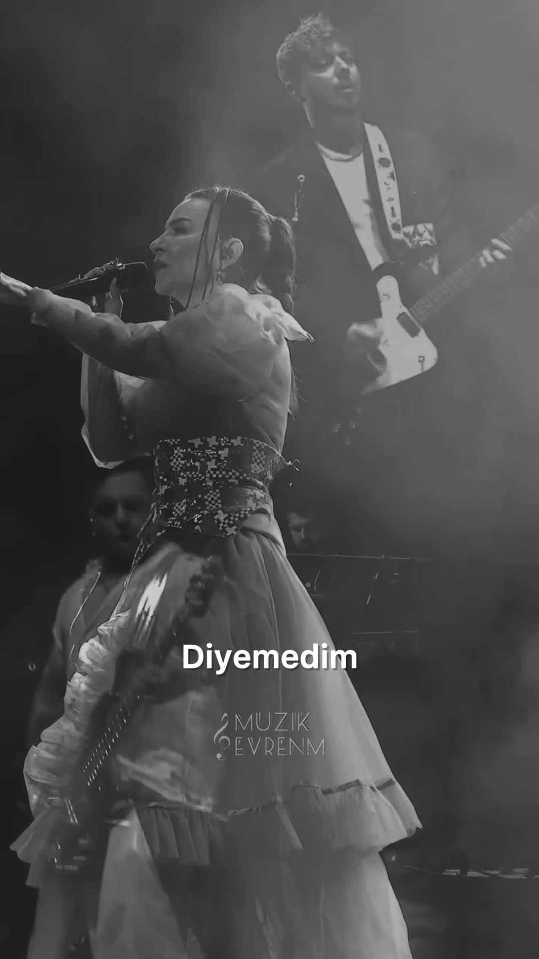 @M&uuml;zik Evrenim