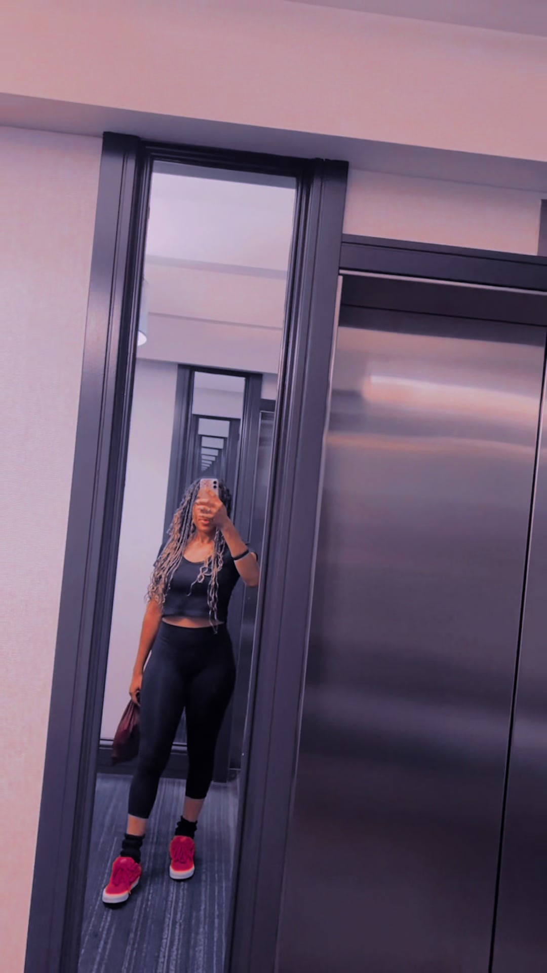 @Lightskinglamgeek
