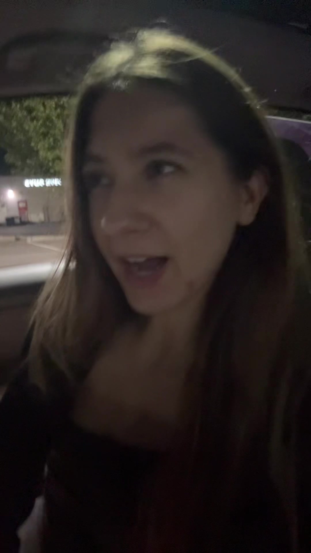 @isabella