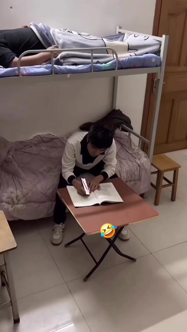 @โญโฌ๐ฉ๐ฎ๐ซ๐ฉ๐ฅ๐ ๐๐ซ๐ฆ๐ฒ๐7๐