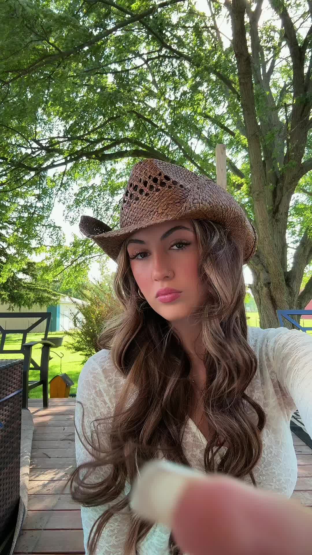 @lovee.miaaa