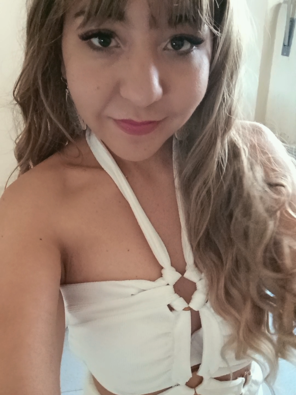@_iamsofiax_