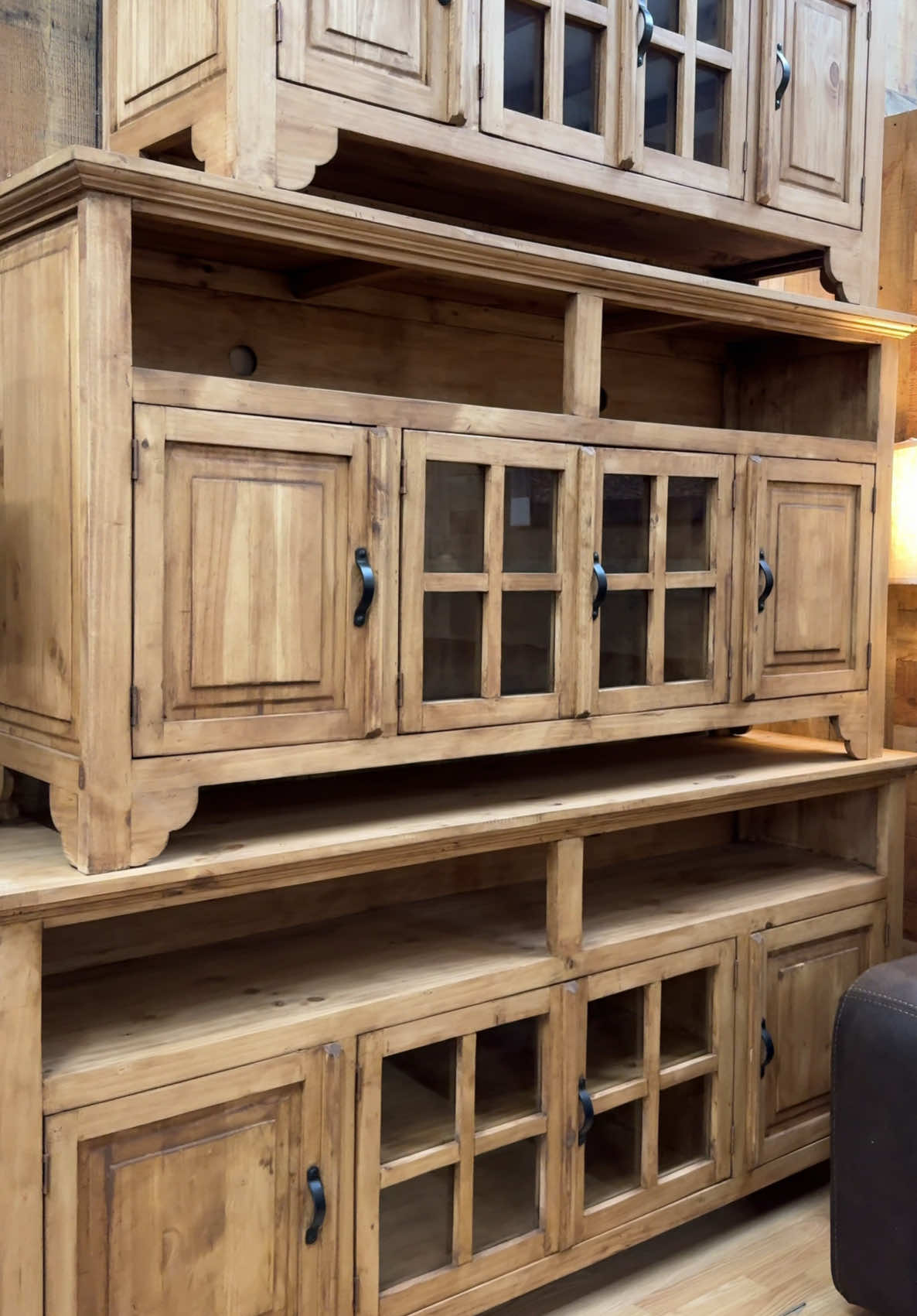 @RusticFurnitureDepot