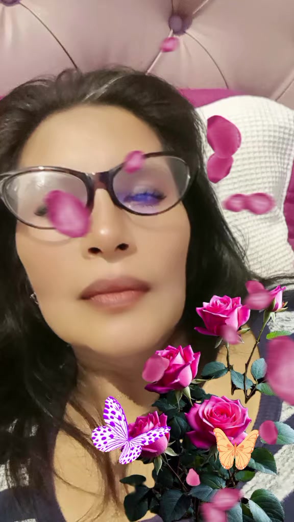@🥰Esthely🥰