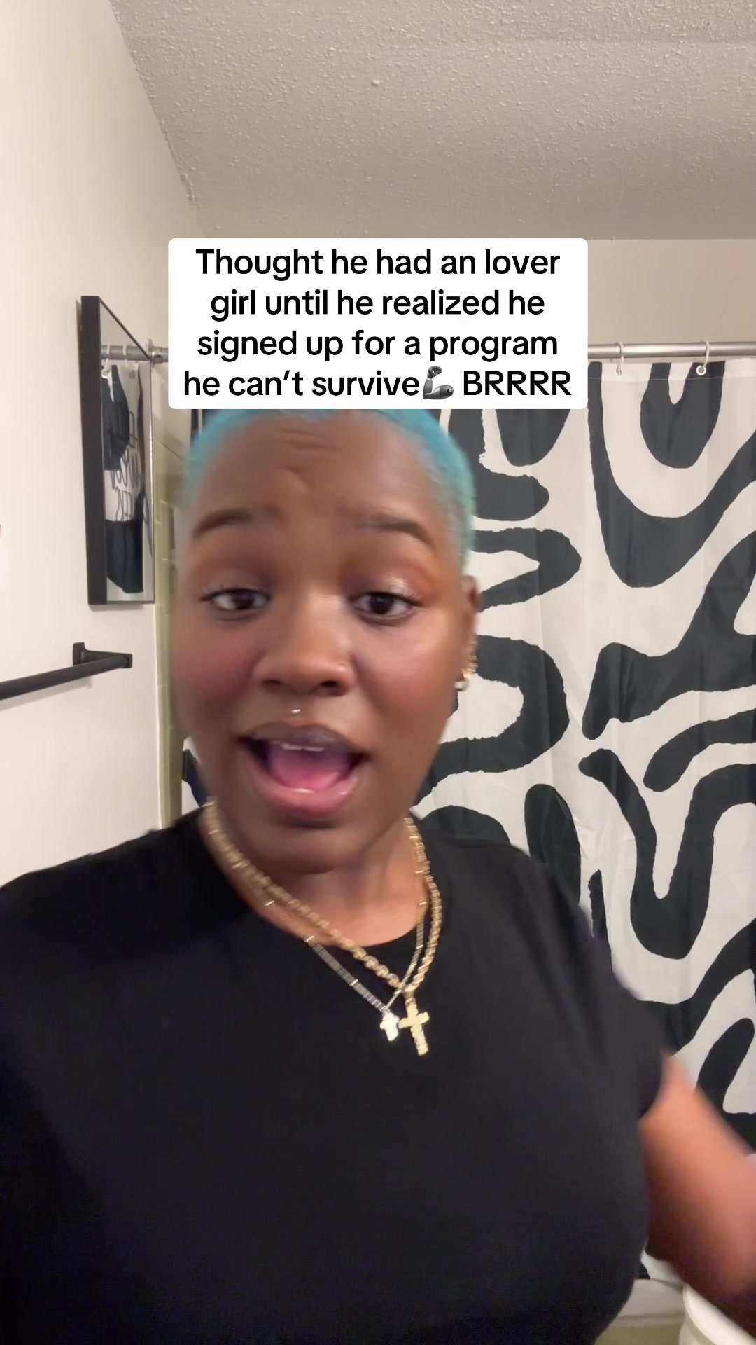 @50ShadesOfNia