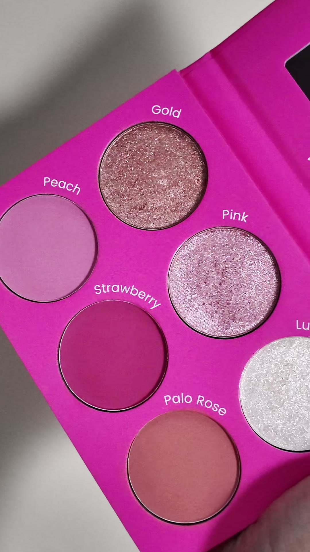 @Diana Fletes Cosmetics