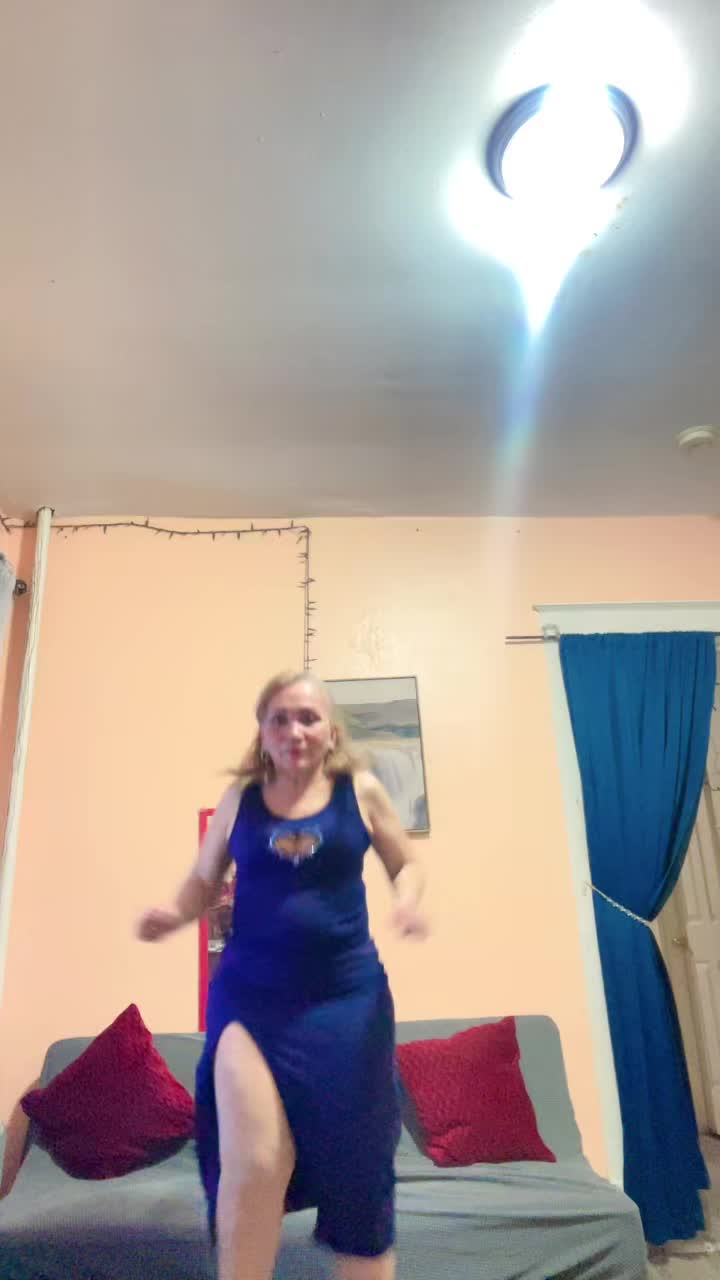 @Linda Castro