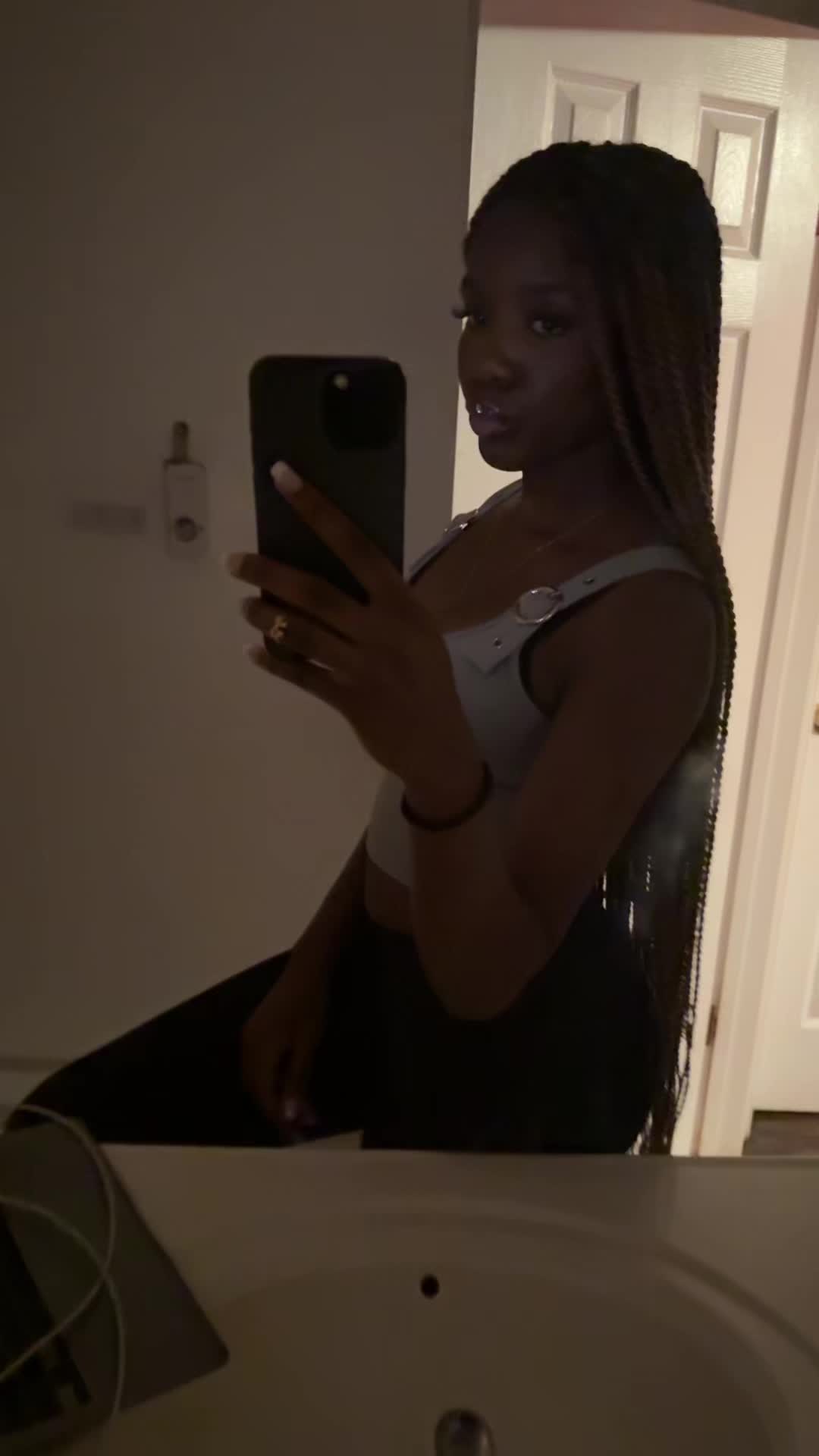 @Rosalía 👸🏾