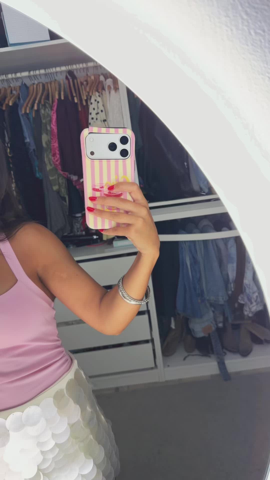 @SELENA🧚🏼♂️