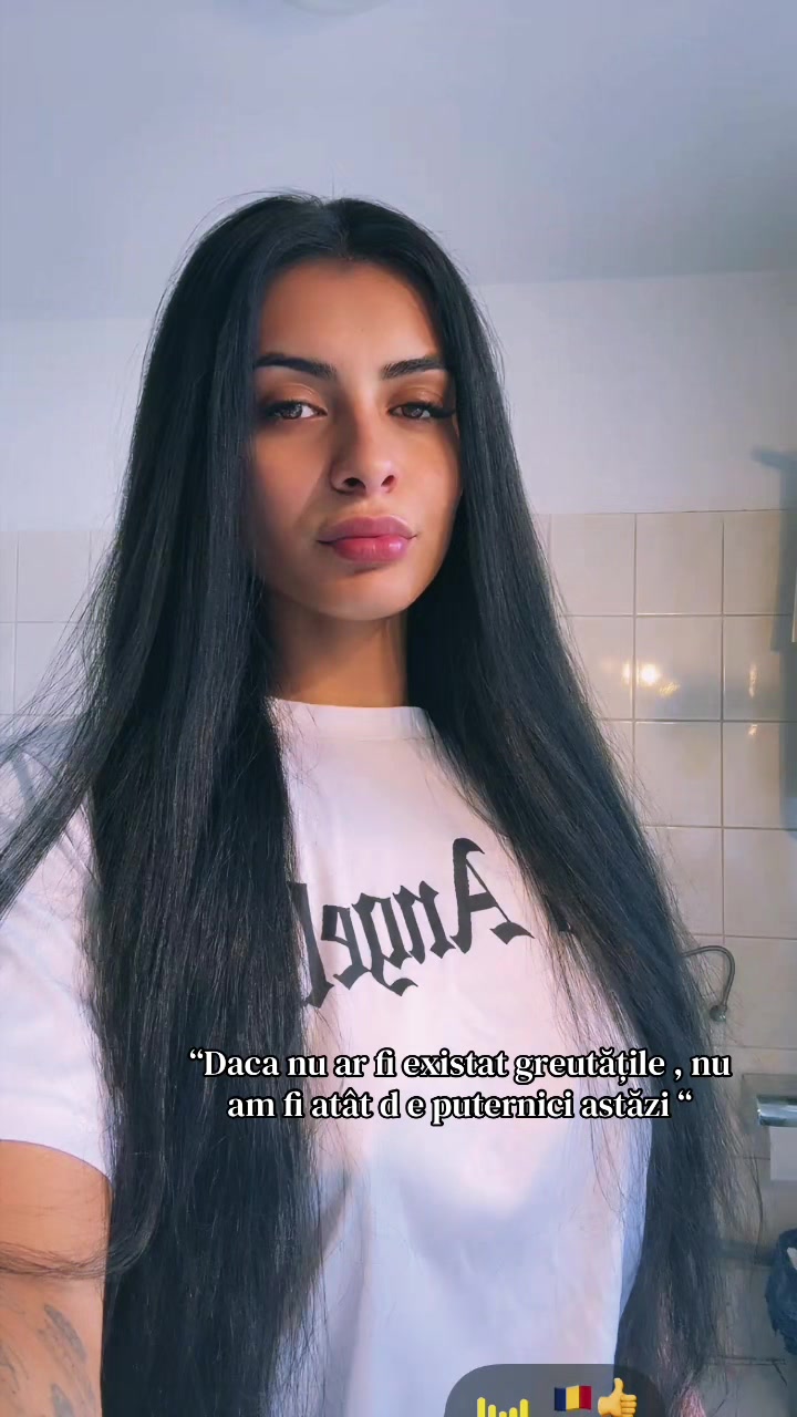 @Gabriela🦋