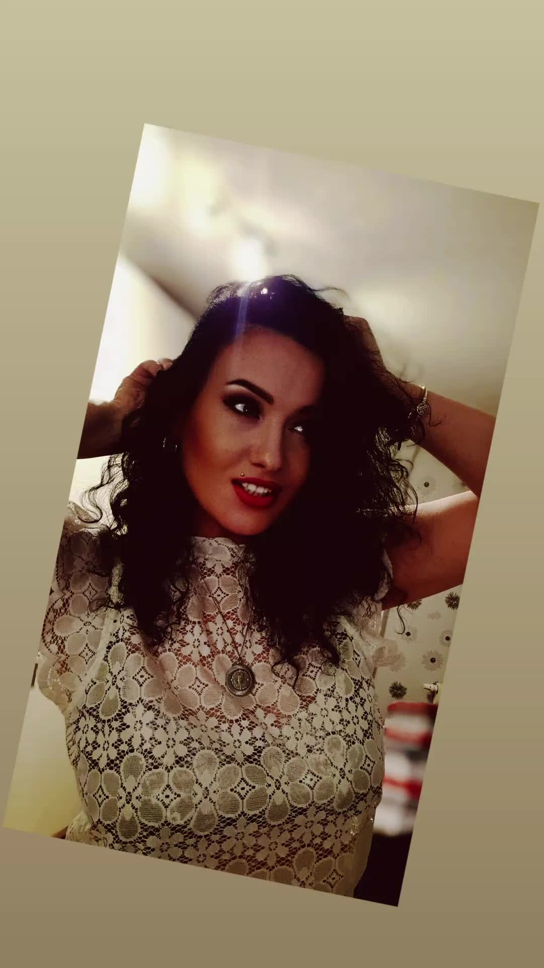 @👑𝕼𝖚𝖊𝖊𝖓 𝖔𝖋 𝕳𝖊𝖆𝖗𝖙𝖘