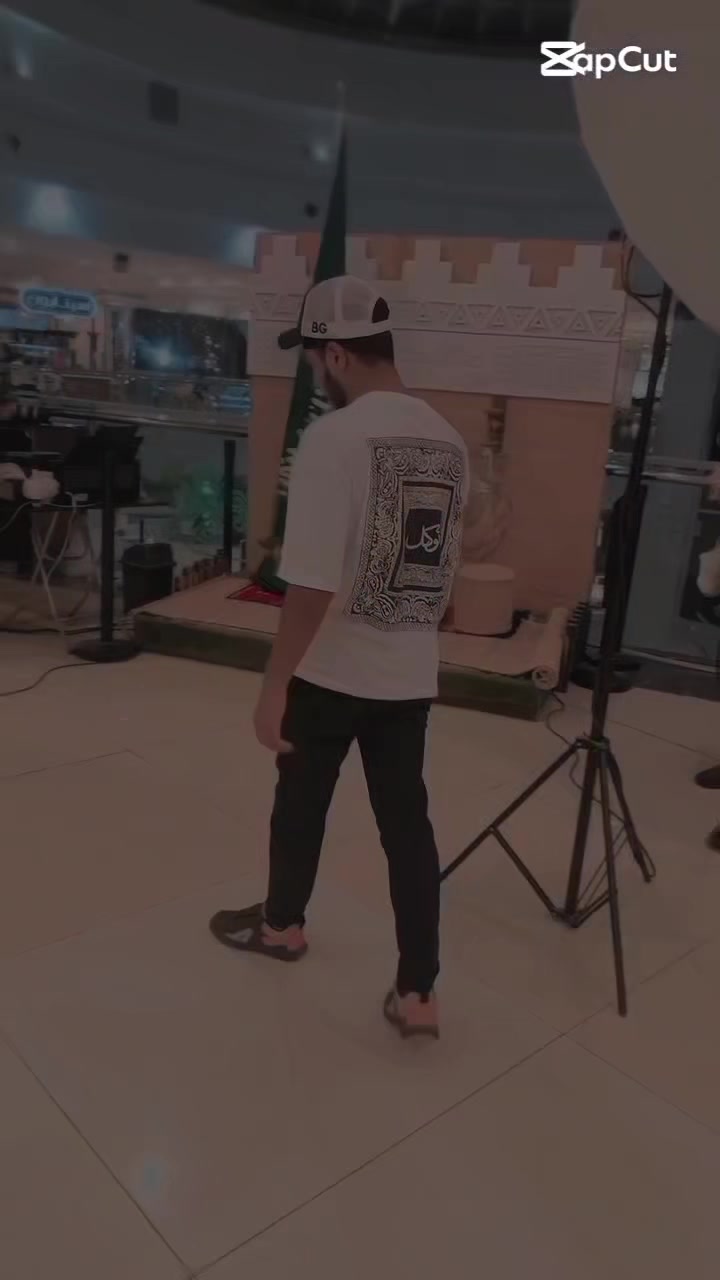 @👑JANI👑