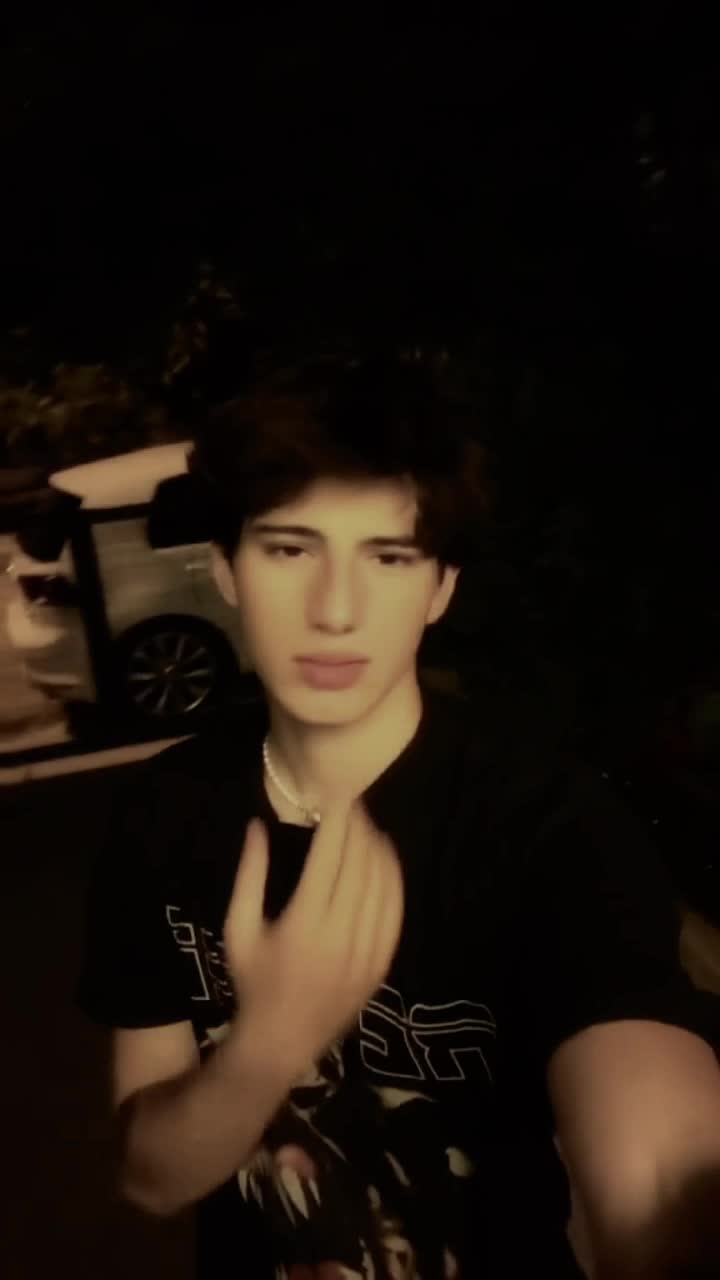 @user64284090699