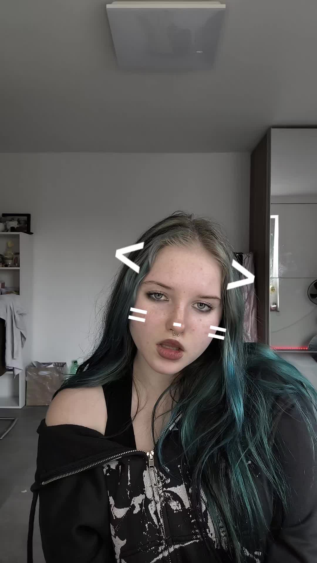 @Angelixx👽