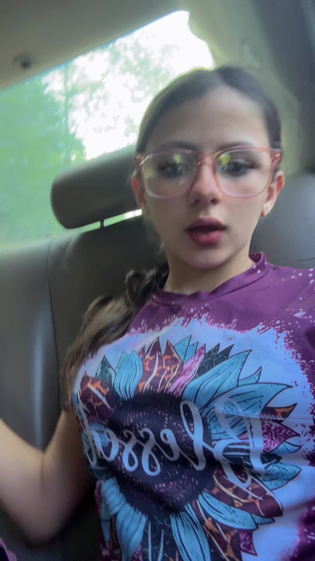@yourgirl$
