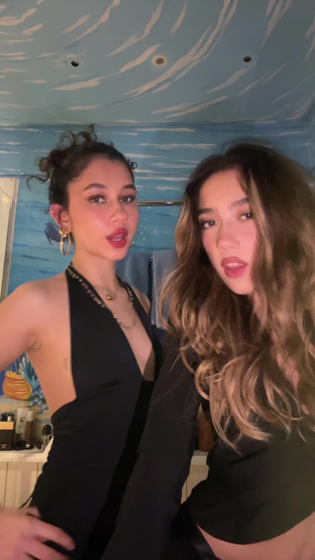 @Valentina Paloma