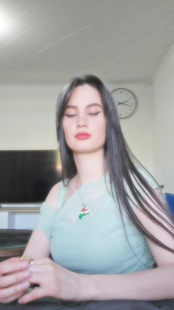 @zozo_afrin366