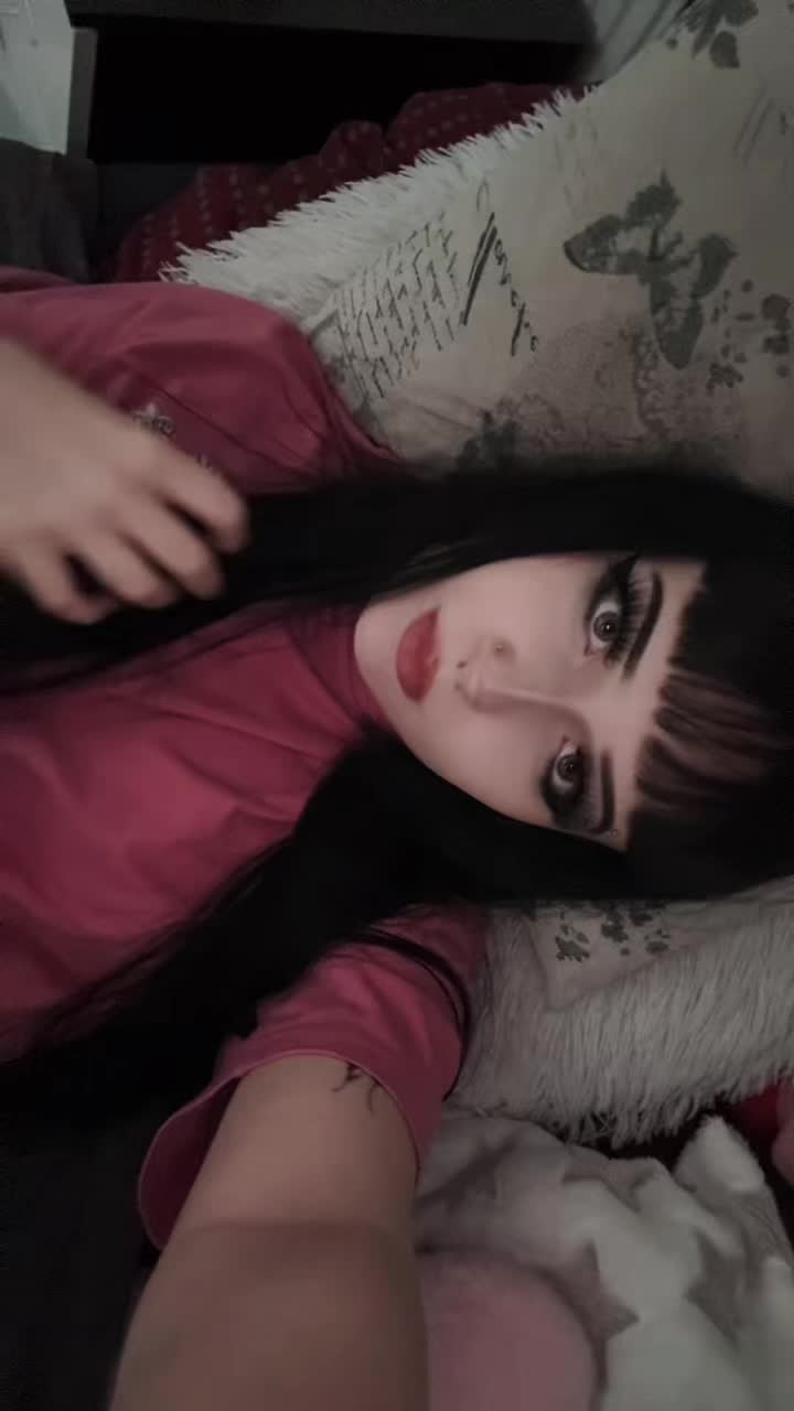 @peeloffmyflesh