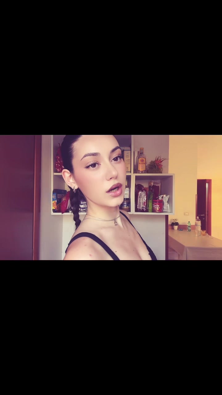 @nora🕷️